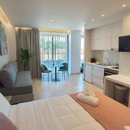 Melina Sea & Appartement *