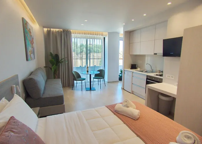 Melina Sea & 아파트 *